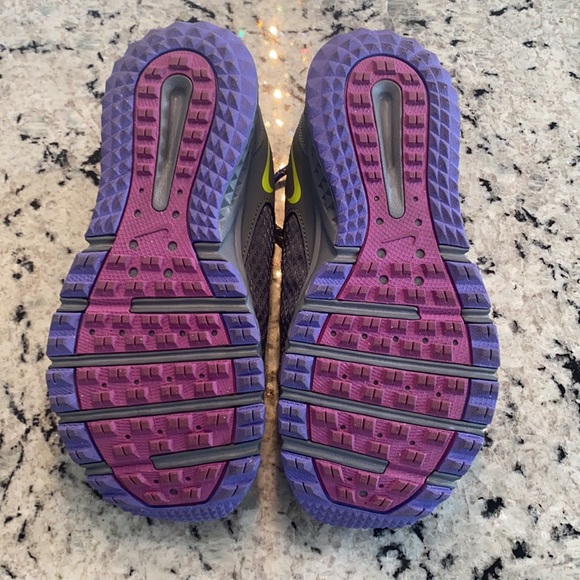 Nike Woman’s Wild Trail Running Shoes Size 8 - Picture 9 of 10